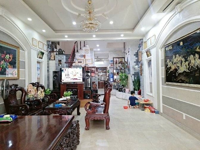 NHÀ 5 X 20M XÂY 4 TẦNG GẦN LƯƠNG ĐỊNH CỦA - CAO ĐỨC LÂN ( 20 TỶ )