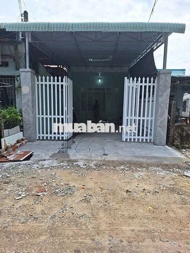 Cần bán gấp căn nhà ở 1/ Đ. Huỳnh Thị Mài 117m2 -SHR- giá 1 tỉ 010tr