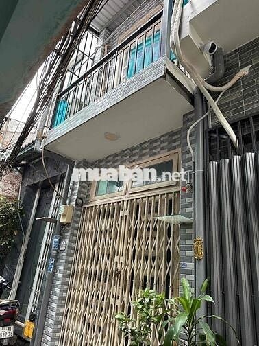 2.43Tỷ- bán nhà Quận 6, Dt 20m2- 2 tầng, Lò Gốm- Sổ riêng