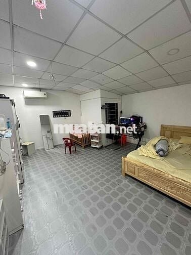 Phòng trống cho nữ thuê, ngay chợ Thủ đức kế bên nhà sách thủ đức