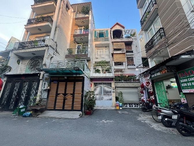 ⭐️Nhà 3 Lầu Mặt tiền hẻm nhựa 7m Hoàng Hoa Thám, P5, Q.Phú Nhuận.