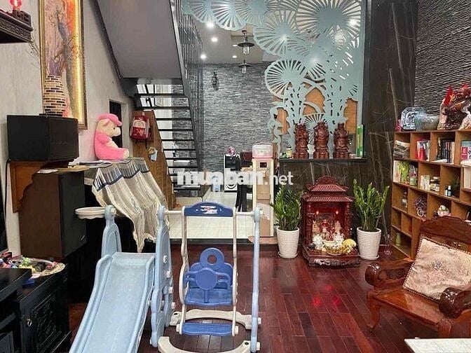 Bán nhà 1 xẹt Nguyễn Quý Anh, ngang lớn 8m, 5PN