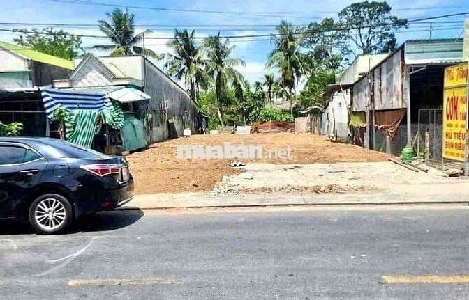 bán đất thổ cư 215 m² giá 410.000.000 bao sổ hồng riêng
