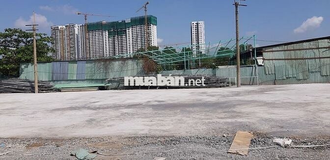 CHO THUÊ MB ĐẤT TRỐNG CÓ MÁI CHE NGAY MT ĐƯỜNG LỚN  QUẬN 12 GIÁ RẺ