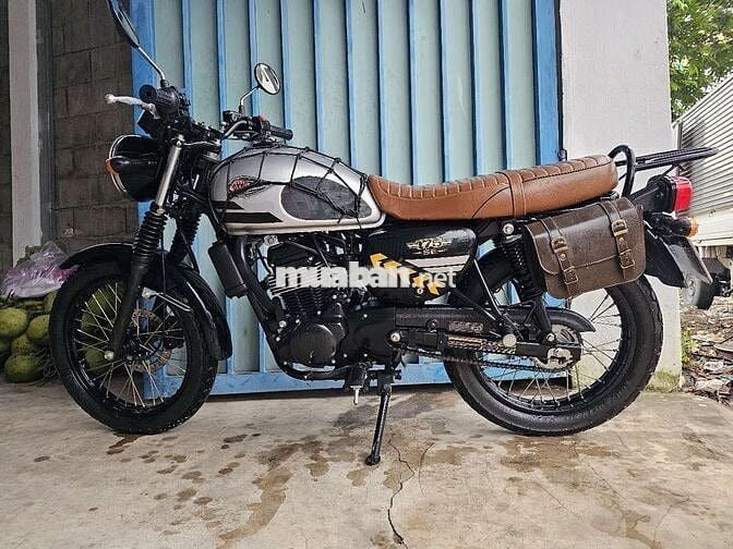 Kawasaki W175 ( nhập Thái ) lướt 3.600km đẹp keng