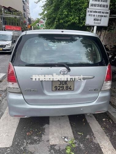 Toyota Innova 2010 V - 30000 km