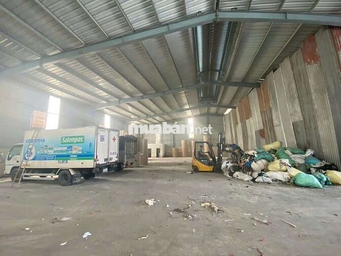 MB KHO XƯƠNG VITRI ĐẸP ĐƯỜNG XE TẢI CÁCH Quốc Lộ 1A. KHOẢNG 100M