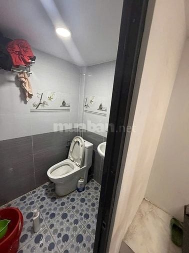   BÁN GẤP NHÀ GẦN CHỢ AN LẠC GIÁ 1TỶ 8 (SỔ HỒNG RIÊNG)