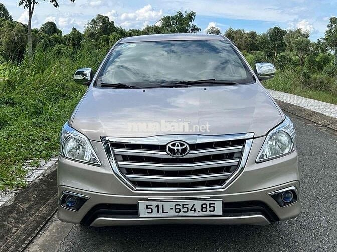 Toyota Innova 2016 2.0E - 125473 km