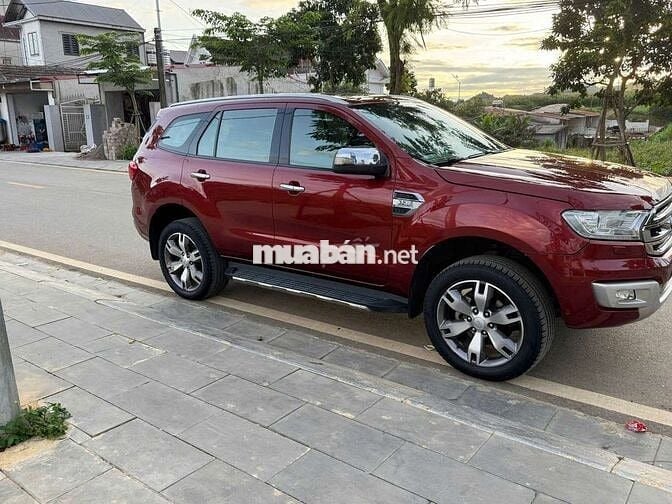 2016 Titanium Plus 3.2L AT 4WD - 160000 km