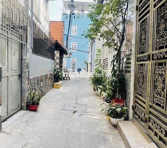 NGUYÊN CĂN 2PN NGAY ĐẠI HỌC CÔNG THƯƠNG - GIÁ RẺ - PHÙ HỢP GĐ Ở, SV Ở