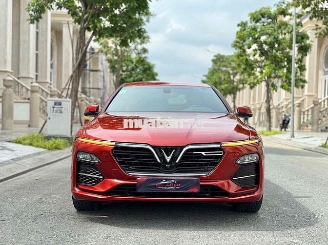 VinFast Lux A2.0 2021 Premium 2.0 AT - 48000 km