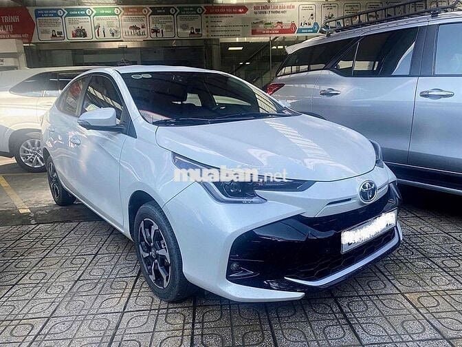 Toyota Vios 2025 E CVT - XE LƯỚT 5.121 km
