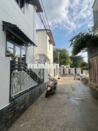NGANG KHỦNG 9.2M,  OTO NGỦ TRONG NHÀ,ĐẶNG THÚC VỊNH,  HÓC MÔN,  6.2 TỶ