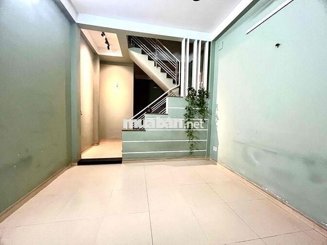 Nhà mặt tiền D19, 2PN+ 1PK+ 1 Bếp+ 2NVS, có ban công