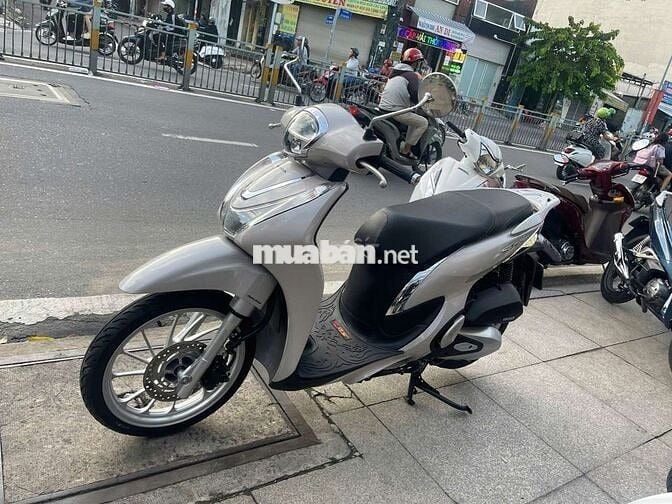 Honda SH mode 2022 mới 90% Bstp chính chủ