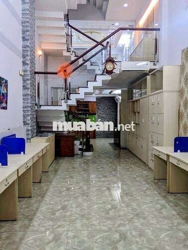 Khu Phân Lô, Nhà 5 Tầng 6 Phòng HXH vào nhà
