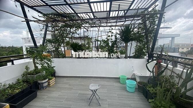 Cho thuê nguyên căn full nt cao cấp giá 16,5tr hoặc NỮ (có 3p)