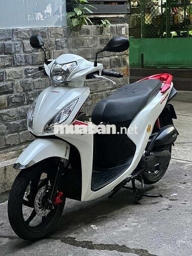 Xe Vision đời 2020 khóa smartkey BSTP chính chủ ký