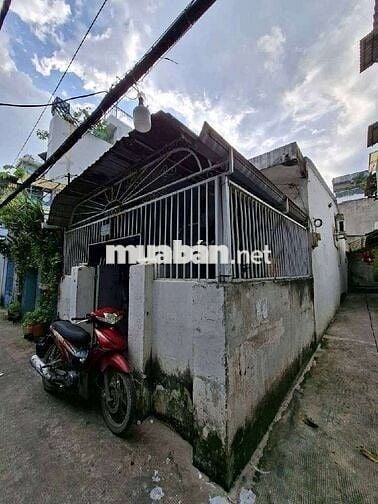 Nhà cấp 4  Hẻm 533 Phạm Văn Bạch