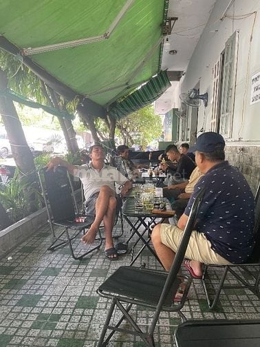 Cần sang quán cafe gốc 2 măt tiền khu tên lửa