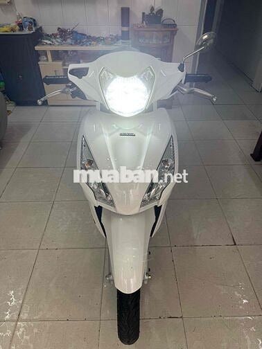 Bán vison 2015bstp xe đẹp máy zin êm(trùm mền)9chủ