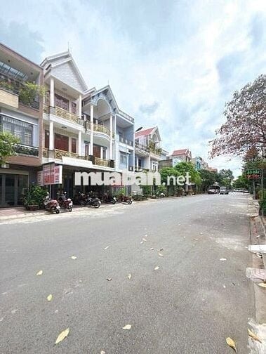 BÁN GẤP LÔ ĐẤT TRỤC CHÍNH KDC TOA XE CÓ KHO ĐANG CHO THUÊ