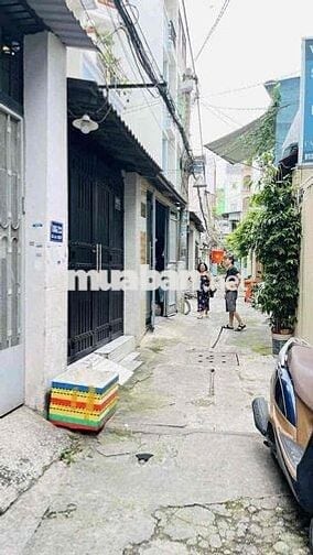 Nhà Tân Phú 2 tỷ, 2 tầng. Không lộ giới. hoàn công đủ.
