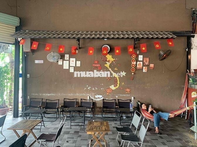 sang lại quán cafe phê đang có 6 phòng trọ