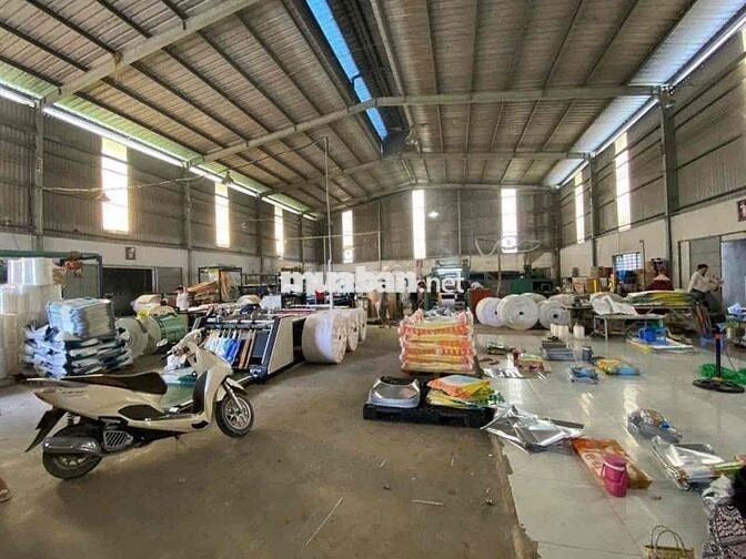 Cần Bán xưởng gấp đường xe 10 tấn gần khu công nghiệp Hải sơn - Đức Hò