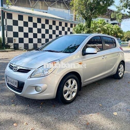 Hyundai i20 2012 1.4 AT - 125000 km