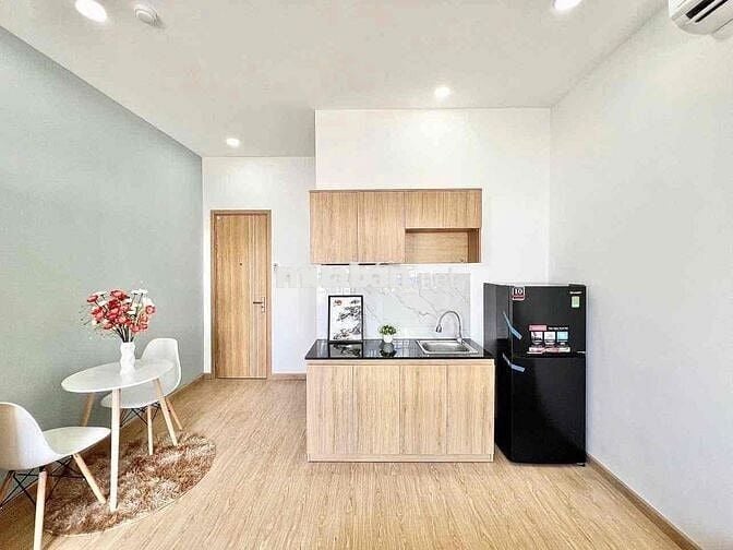 CĂN HỘ 1PN, BAN CÔNG SIÊU RỘNG