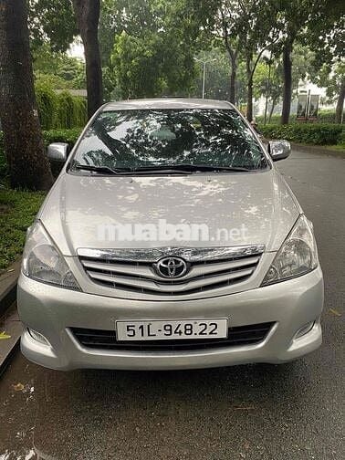 Toyota Innova 2009 G - 153000 km