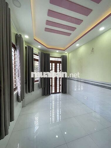 Bán gấp nhà hẻm xe hơi 96m2, 8pn,giá 7,5 tỷ , đường Lê Văn Lương,Quận7