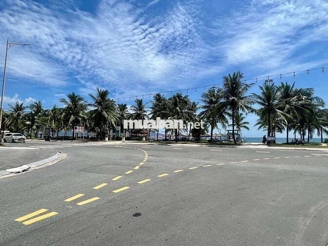 Siêu phẩm nhà đẹp gần biển mỹ khê