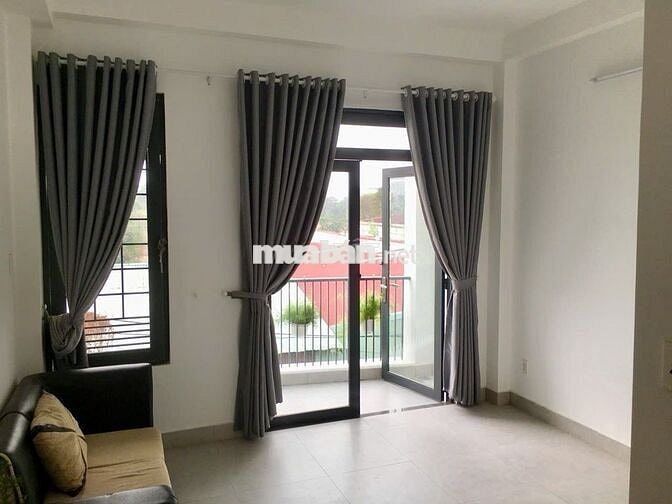 Phòng mới xây, có ban công thoáng mát và wc riêng - 3.3tr/tháng - 20m2