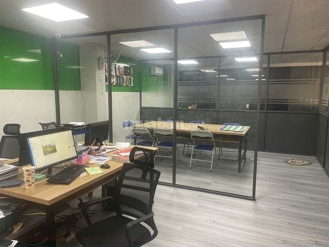 Tuyển GẤP Nhân viên đứng máy in KTS, UV