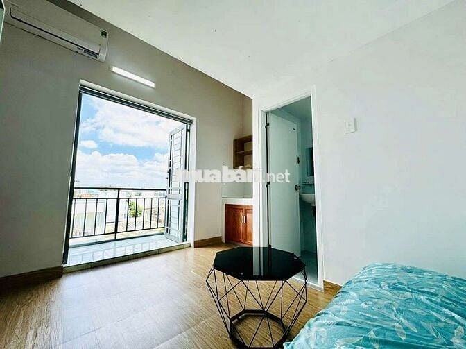DUPLEX BAN CÔNG_CỬA SỔ FULL NỘI THẤT_MẶT TIỀN Q8 SÁT ĐH STU