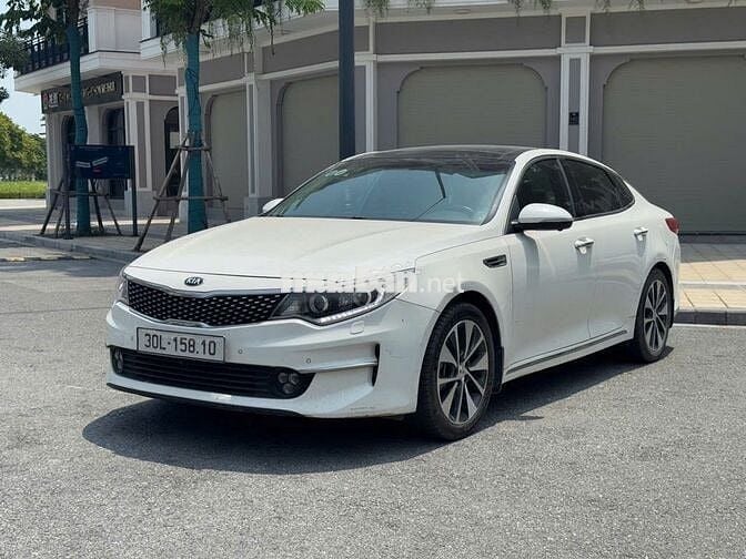 Kia Optima 2016 2.0 ATH - 8700 km