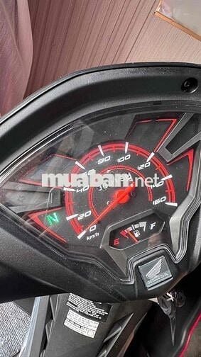 wave rsx bản thể thao bánh mâm cùm đĩa đỏ 2024