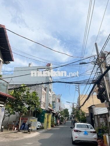 Nhà hẻm 5m xe tải 108m² Ngang 6m – 3pn – Bình Trị Đông A – 6.5 tỷ