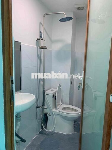 PHÒNG CHÍNH CHỦ MỚI XẬY - QUẬN 11