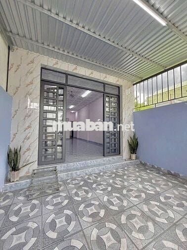 Căn nhà 150m2 SHR ngay cầu vượt Củ Chi 760 triệu thương lượng