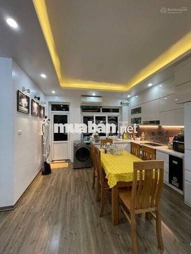 Bán CC tại N03 Trần Quý Kiên, giá cực tốt, 56m2, 2PN1WC,pháp lý đầy đủ