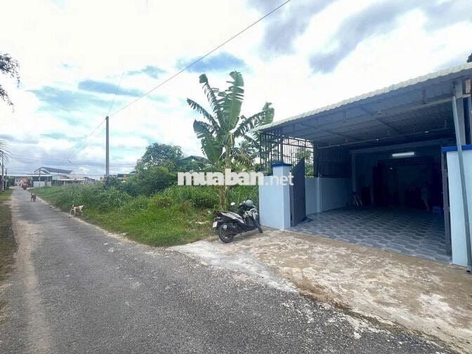 Cần bán căn nhà cấp 4 ở gần KCN Tân Phú Trung 98m2 SHR giá 860tr