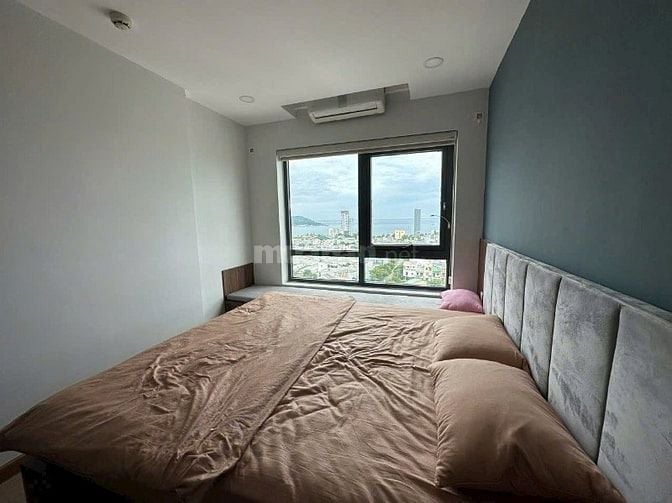 Cho thuê căn hộ có 3 phòng view biển đầy đủ tiện nghi