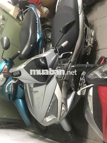 xe bao máy êm ,đang cắm, ko tiếp cò láy