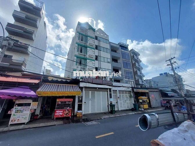 Nhà mới đẹp có thang máy bán rẻ