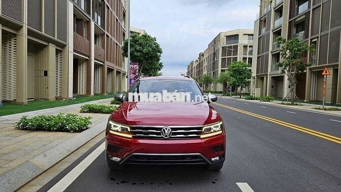 Volswagen Tiguan model 2020 Allspace đi ít 24k km
