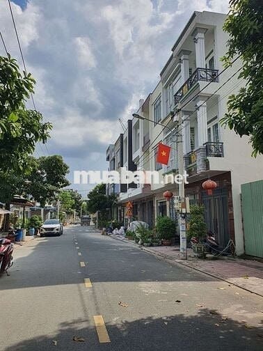 Đất Trục chính kdc Lê phong  y tế phường Tân Đông Hiệp Tp Dĩ An